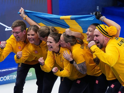 冬奥会女子冰壶决赛-瑞典6-5险胜瑞士 获得金牌